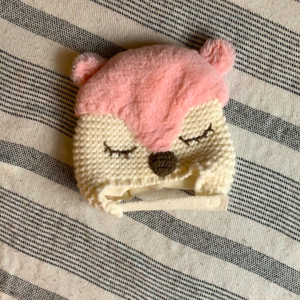 Knit bear baby hat with chin strap